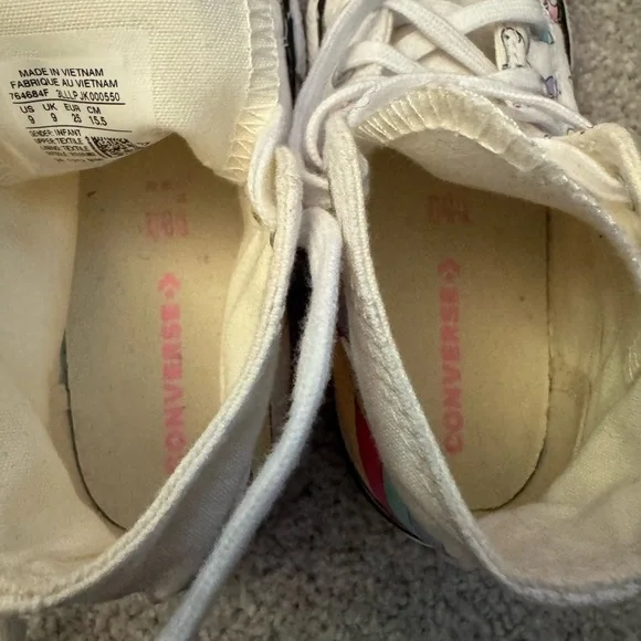 Converse Kids’ Chuck Taylor All Star High Top Sneaker, 9M, White / Unicorn - Picture 8 of 8